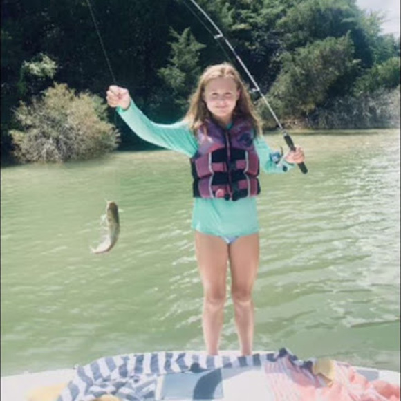 Meet your Posher, Allison - Picture 1 of 1